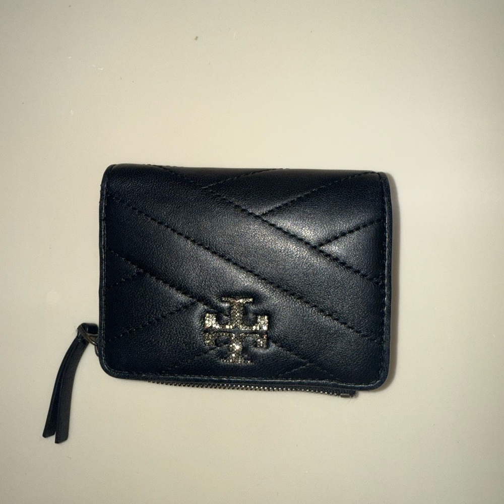 Tory Burch Black Quilted Wallet - Picture 2 of 5